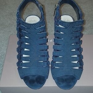 Vince Camuto Blue Heeled Sandals with Strappy Design Euc Size 6.5